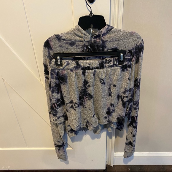 Phil Love Other - Phil Love Lounge Set